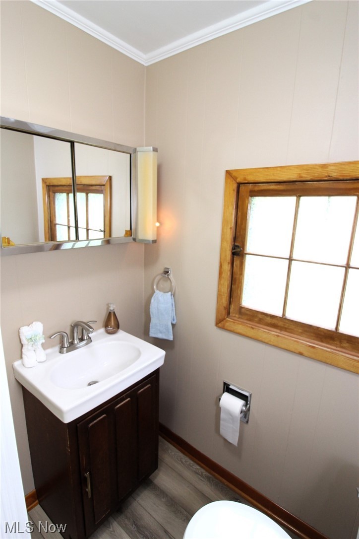 10210 Stone Road Cleveland, OH 44125 - Photo 19 of 35