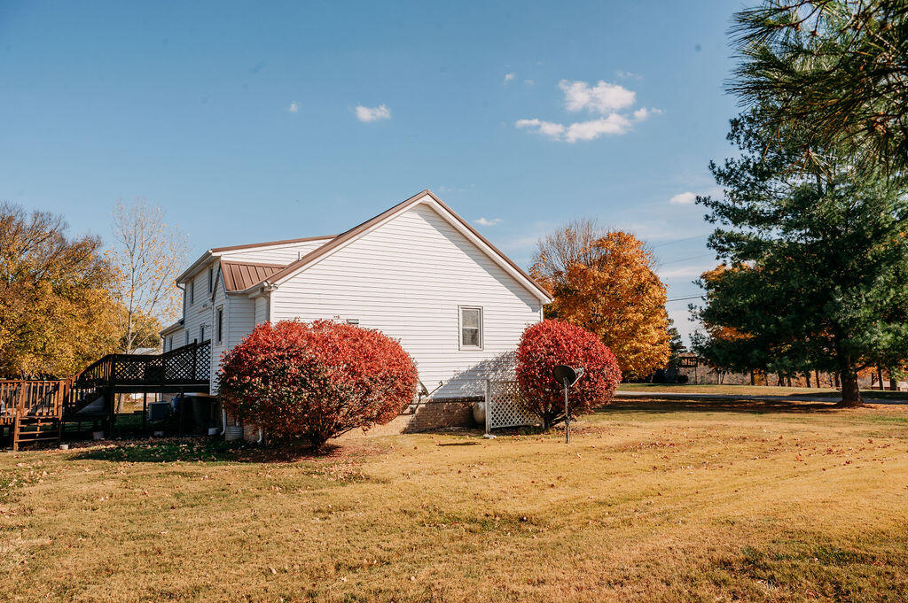 118 Scenic View Road Lancaster, KY 40444 - Photo 8 of 64 left side