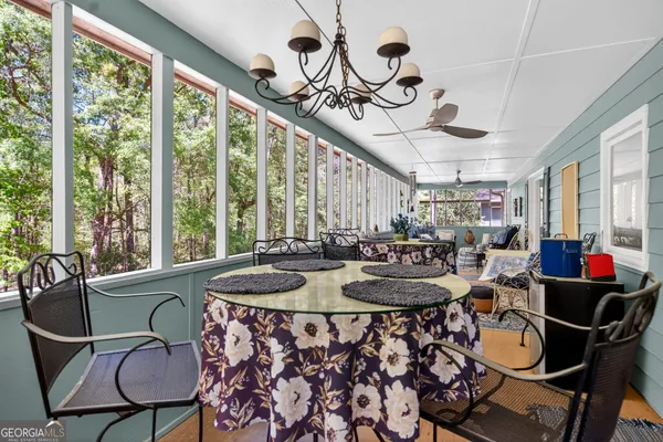 $879,900 | 5 North Brooks Road, LaGrange, GA 30240