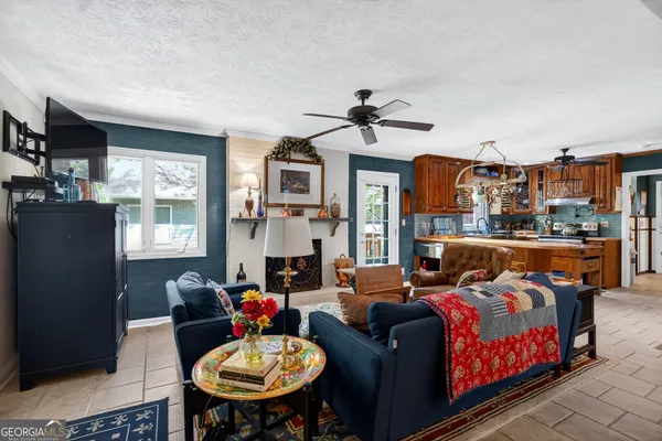 $879,900 | 5 North Brooks Road, LaGrange, GA 30240