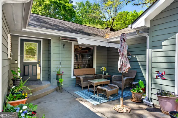 $879,900 | 5 North Brooks Road, LaGrange, GA 30240