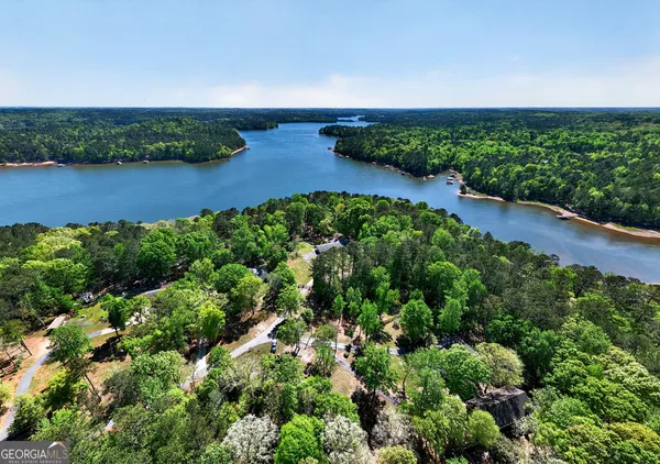 $879,900 | 5 North Brooks Road, LaGrange, GA 30240