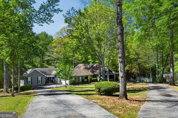 $879,900 | 5 North Brooks Road, LaGrange, GA 30240