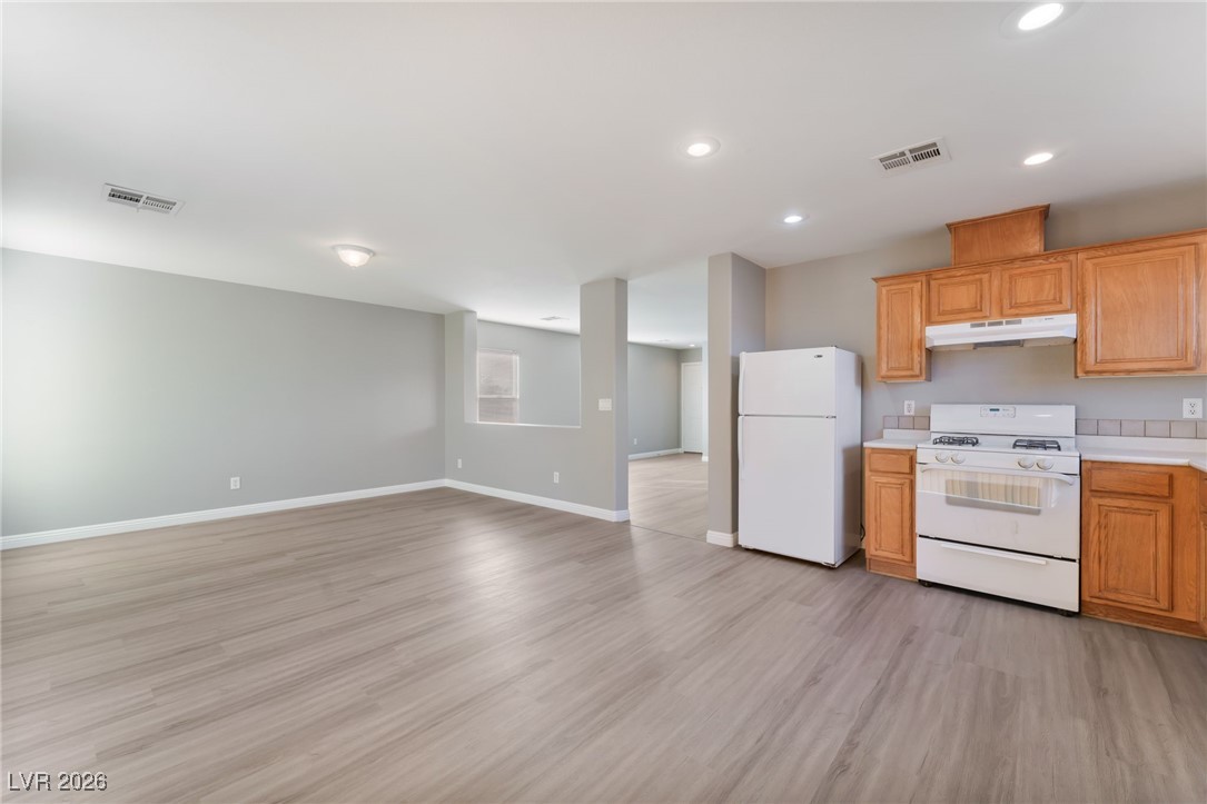 3970 Coyote Ridge Court Las Vegas, NV 89129 - Photo 9 of 32