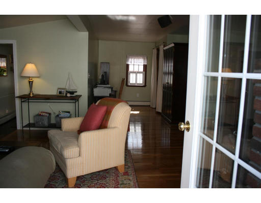 35 Kimball Beach Road Hingham, MA 02043 - Photo 2 of 16 Gallery Image 2