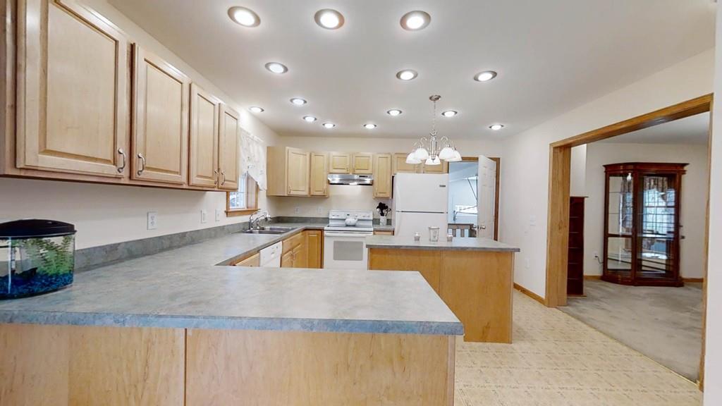 30 Roberts Road Dudley, MA 01571 - Photo 12 of 33 Gallery Image 12