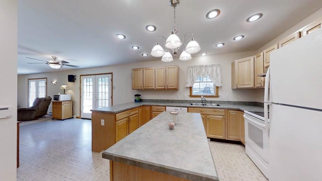 30 Roberts Road Dudley, MA 01571 - Photo 13 of 33 Gallery Image 13