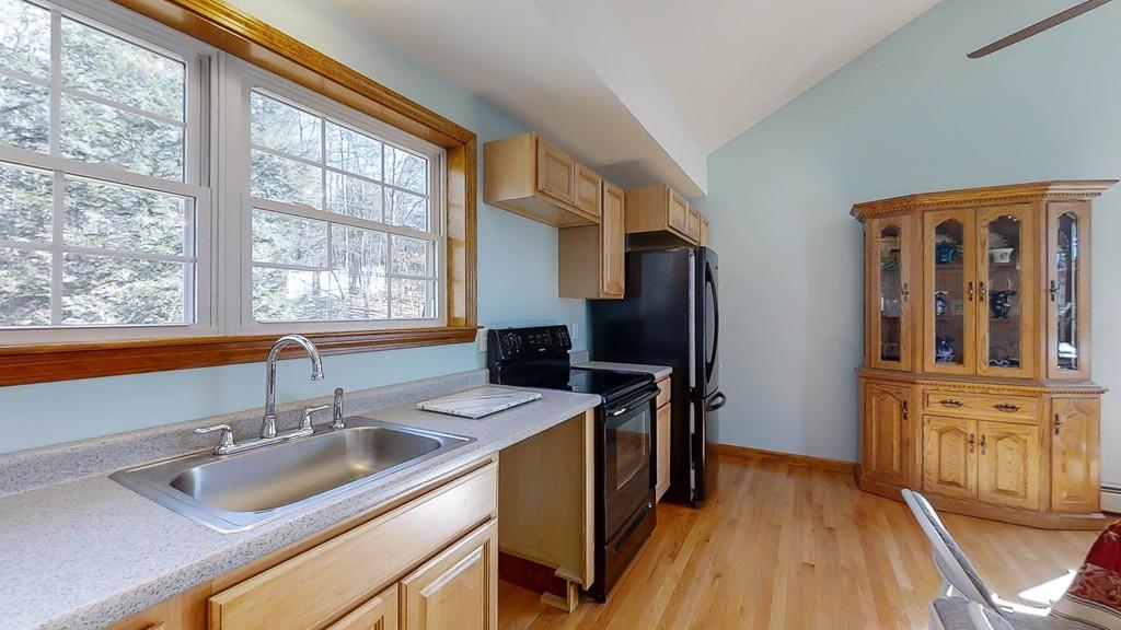 30 Roberts Road Dudley, MA 01571 - Photo 32 of 33 Gallery Image 32