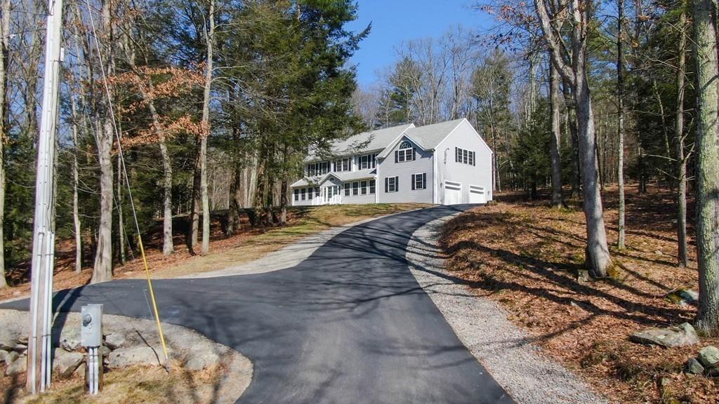 30 Roberts Road Dudley, MA 01571 - Photo 5 of 33 Gallery Image 5