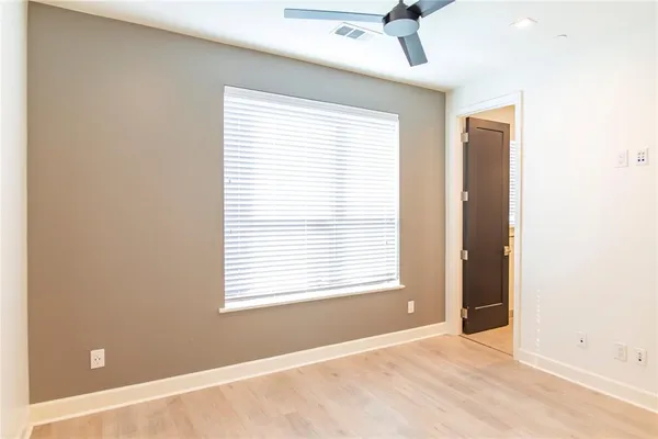 $420,000 | 2000 Park Avenue, Unit 110, Dallas, TX 75215