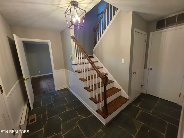 $395,000 | 115 Morgan Road, Oak Ridge, TN 37830