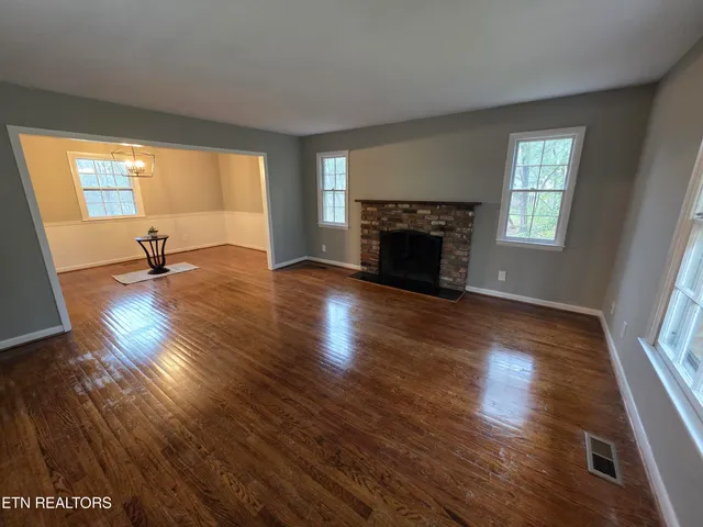 $395,000 | 115 Morgan Road, Oak Ridge, TN 37830