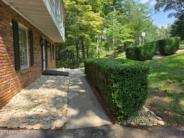 $395,000 | 115 Morgan Road, Oak Ridge, TN 37830