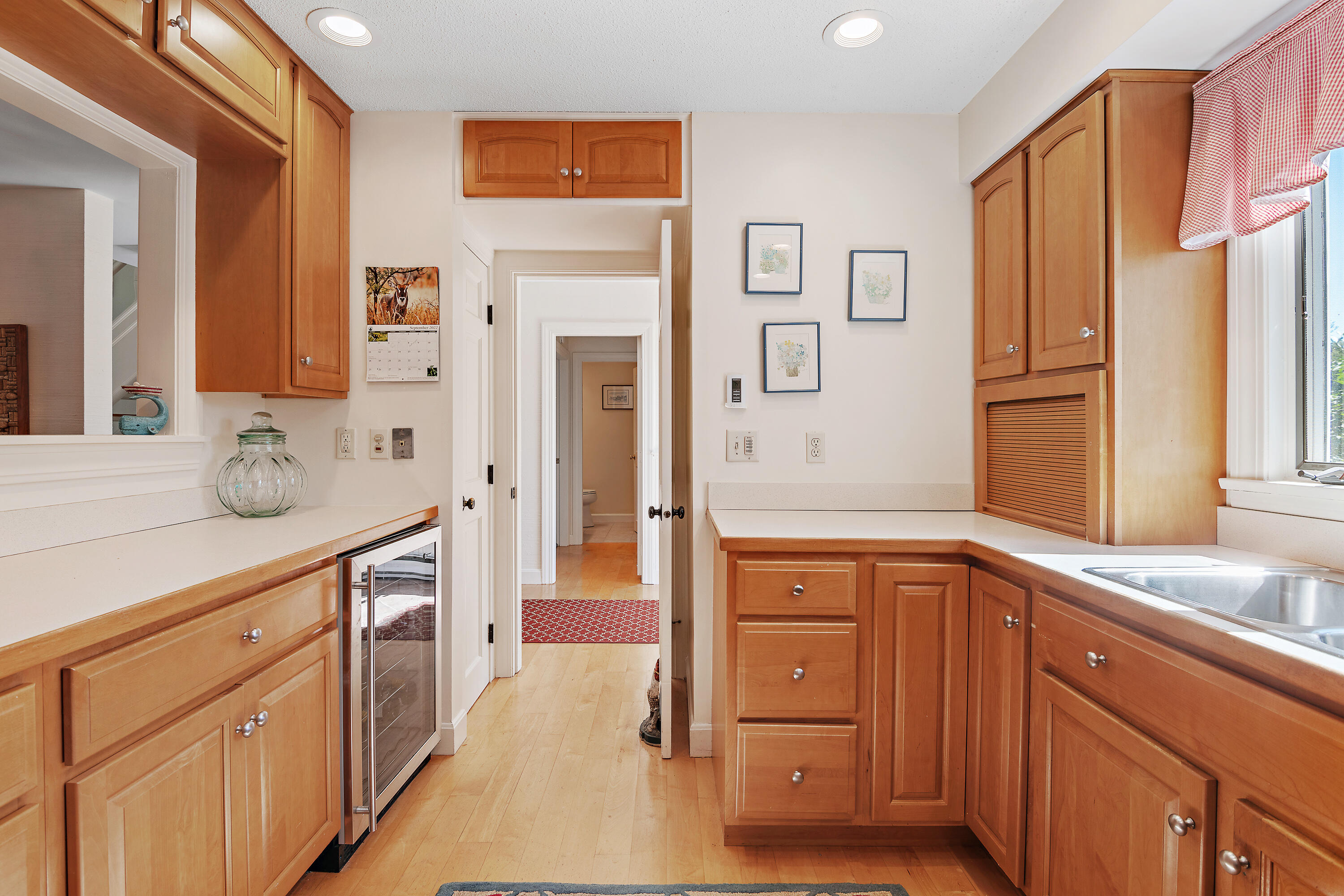 15 Stage Neck Road, Unit 6 York, ME 03909 - Photo 19 of 38 Kitchen
