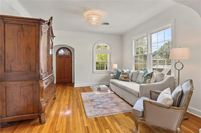 $3,800 | 401 Elmeer Avenue, Metairie, LA 70005