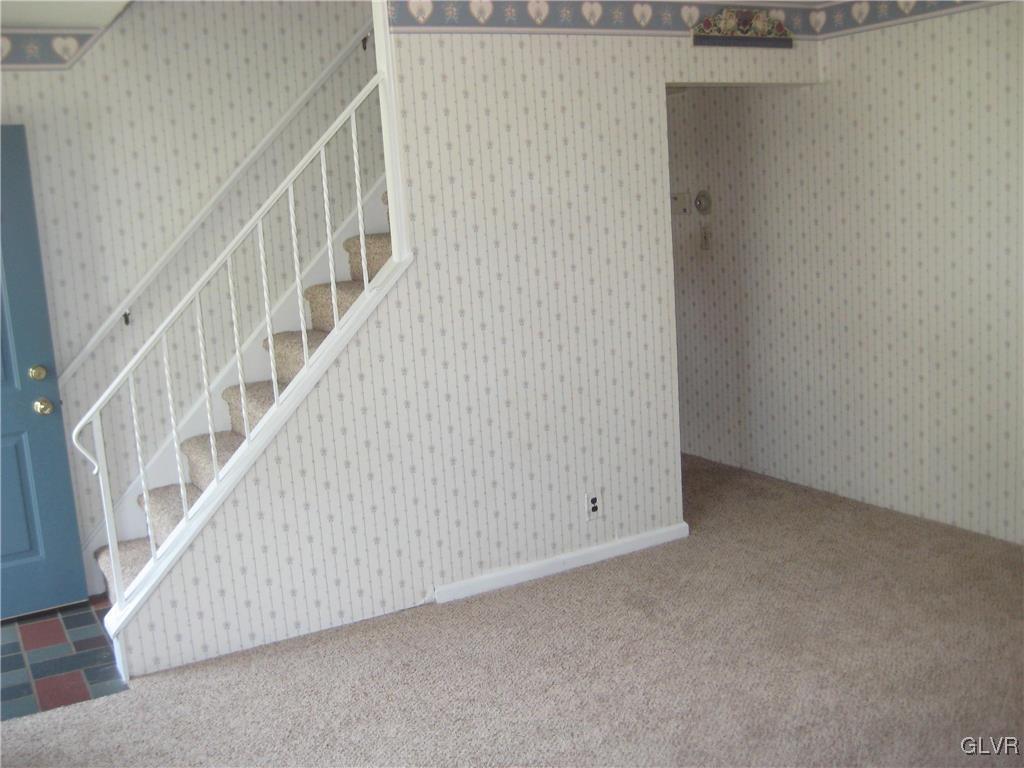 3021 Cornwall Road Bethlehem, PA 18017 - Photo 3 of 20 Gallery Image 3