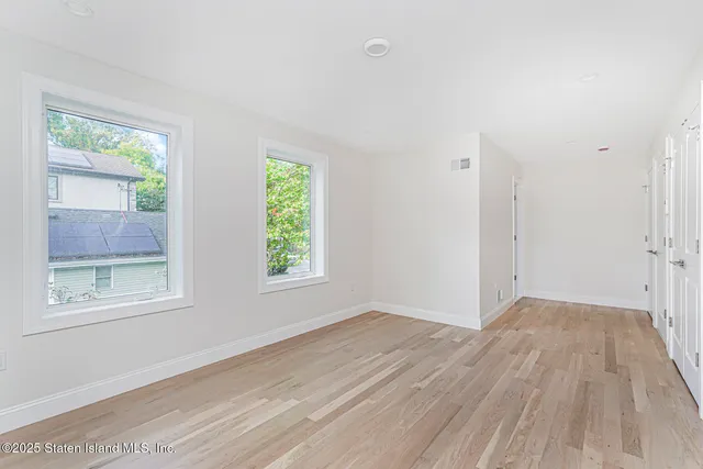 $1,480,000 | 670 Arden Avenue | Annadale