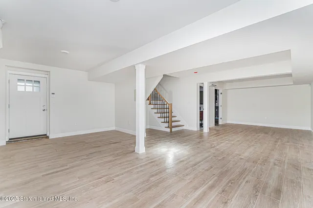 $1,480,000 | 670 Arden Avenue | Annadale