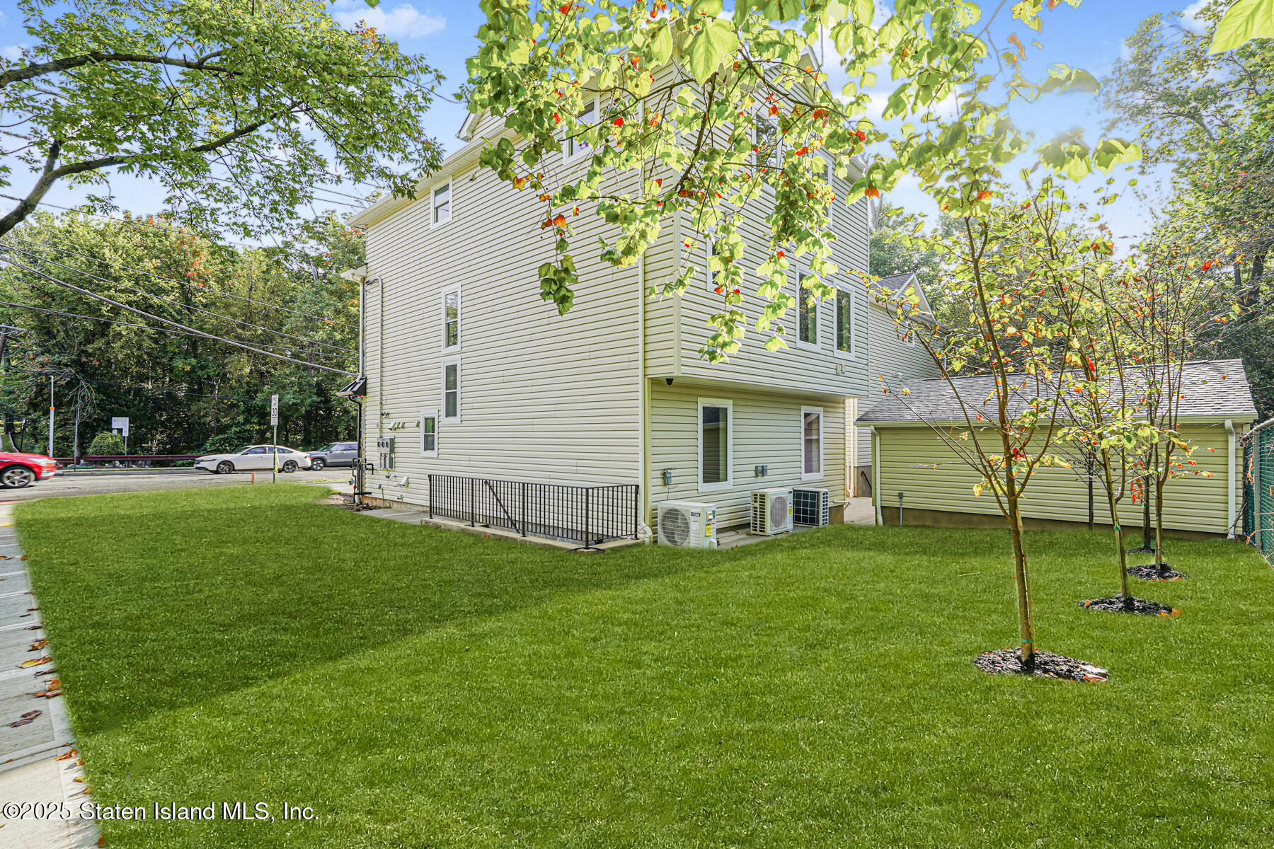 670 Arden Avenue Staten Island, NY 10312 - Photo 4 of 50 03 - Front angle 2