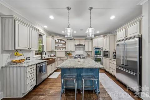 $1,265,000 | 4001 Ainsdale Drive, Matthews, NC 28104
