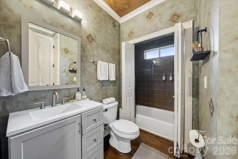 $1,265,000 | 4001 Ainsdale Drive, Matthews, NC 28104