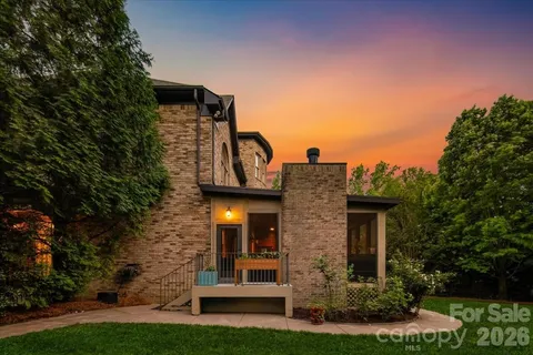 $1,265,000 | 4001 Ainsdale Drive, Matthews, NC 28104