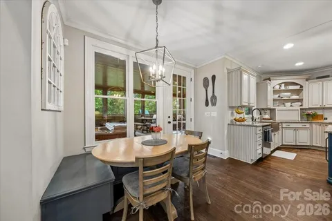 $1,265,000 | 4001 Ainsdale Drive, Matthews, NC 28104