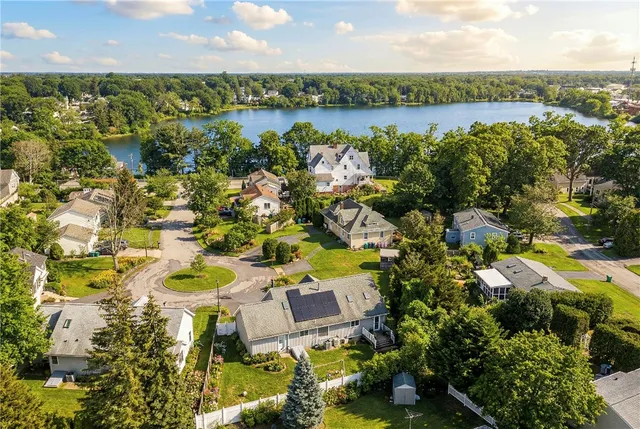 $535,000 | 36 Great Oak Drive, Warwick, RI 02886