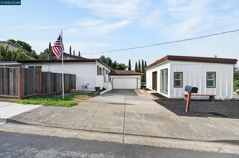 $749,000 | 1920 East 3rd Street, Benicia, CA 94510