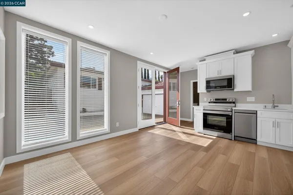 $749,000 | 1920 East 3rd Street, Benicia, CA 94510