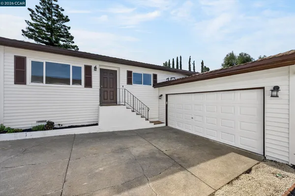 $749,000 | 1920 East 3rd Street, Benicia, CA 94510