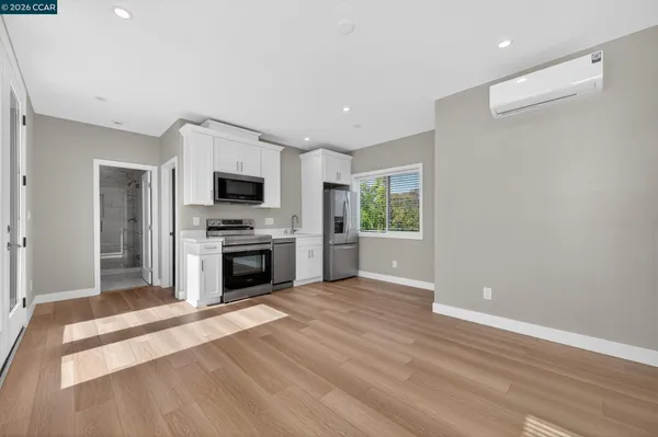 $749,000 | 1920 East 3rd Street, Benicia, CA 94510