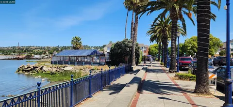 $749,000 | 1920 East 3rd Street, Benicia, CA 94510