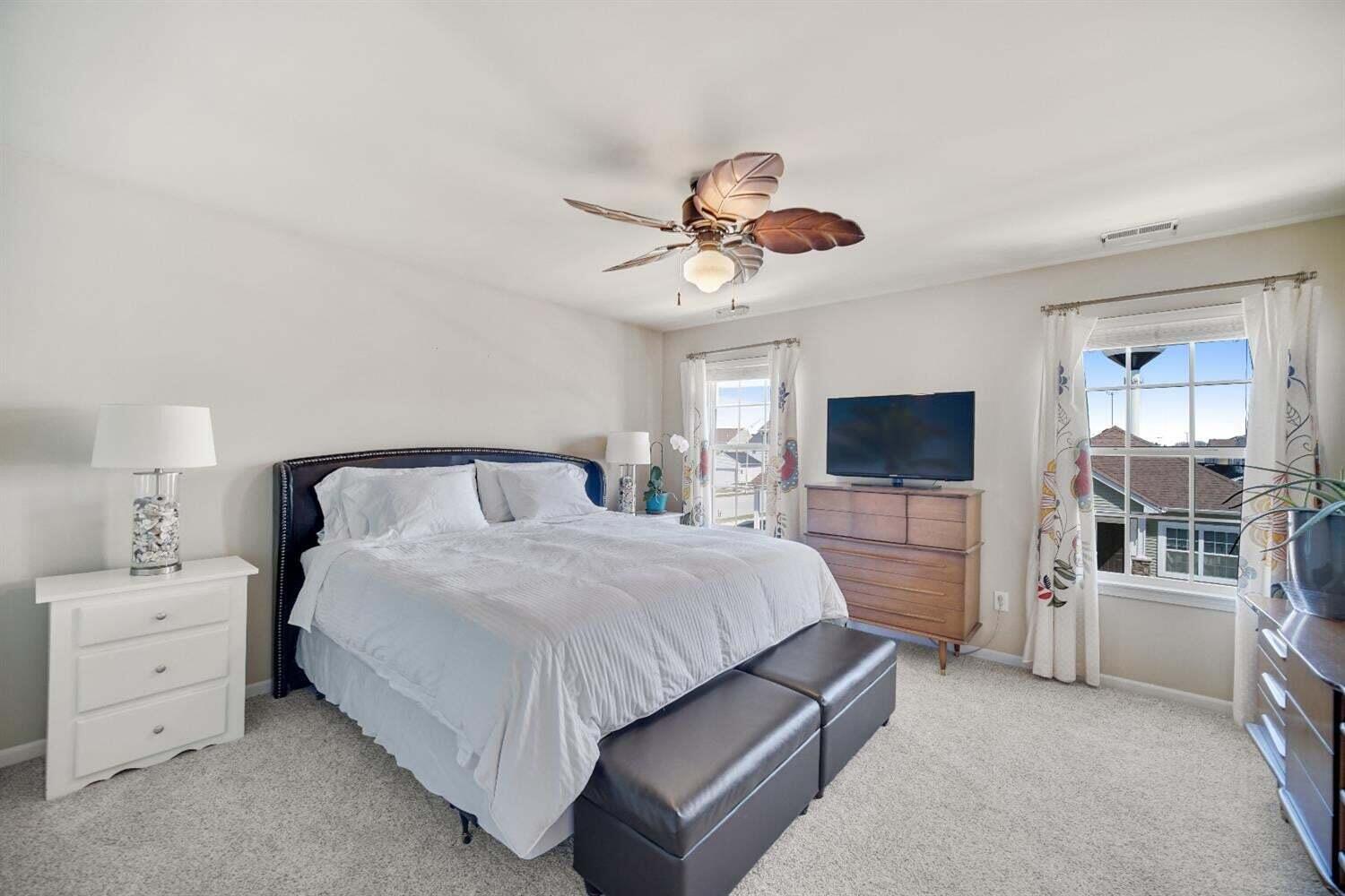 12753 Ellsworth Street Crown Point, IN 46307 - Photo 12 of 18 1500x1000