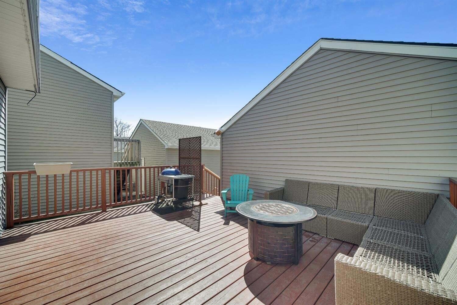 12753 Ellsworth Street Crown Point, IN 46307 - Photo 18 of 18 1500x1000