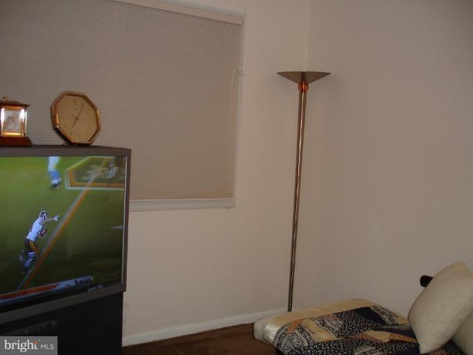 11221 Bybee Court Silver Spring, MD 20902 - Photo 23 of 30 Den