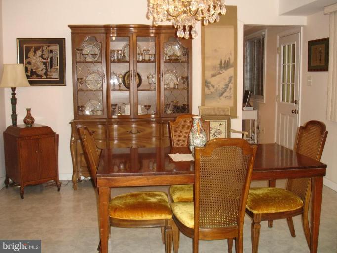 11221 Bybee Court Silver Spring, MD 20902 - Photo 25 of 30 Dining Room