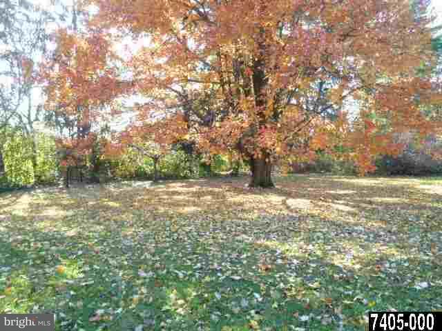 3 Hayden Heights Road York, PA 17408 - Photo 2 of 16 Gallery Image 2