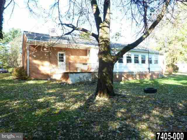 3 Hayden Heights Road York, PA 17408 - Photo 3 of 16 Gallery Image 3
