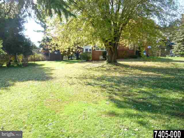 3 Hayden Heights Road York, PA 17408 - Photo 6 of 16 Gallery Image 6