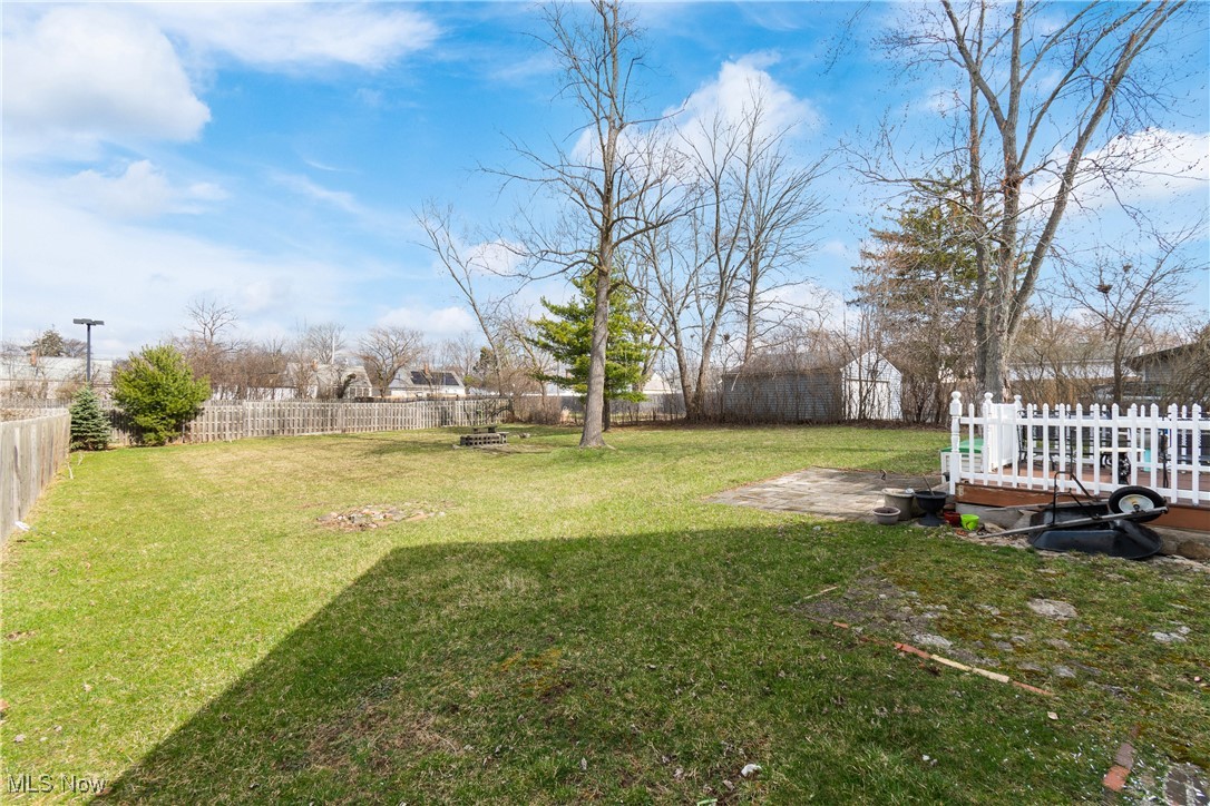 37 Greencroft Road Bedford, OH 44146 - Photo 25 of 27