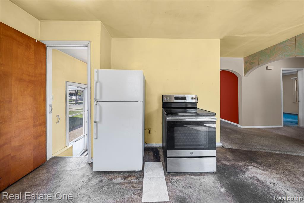 2209 Ridgemont Road Grosse Pointe Woods, MI 48236 - Photo 14 of 44