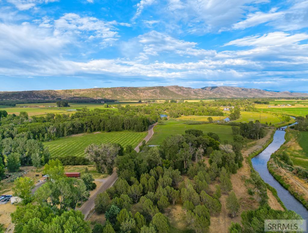 4700 North 4700 East Rigby, ID 83442 - Photo 2 of 26