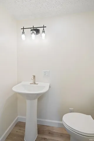 $240,000 | 7566 Highway 29, Frankfort, IN 46041