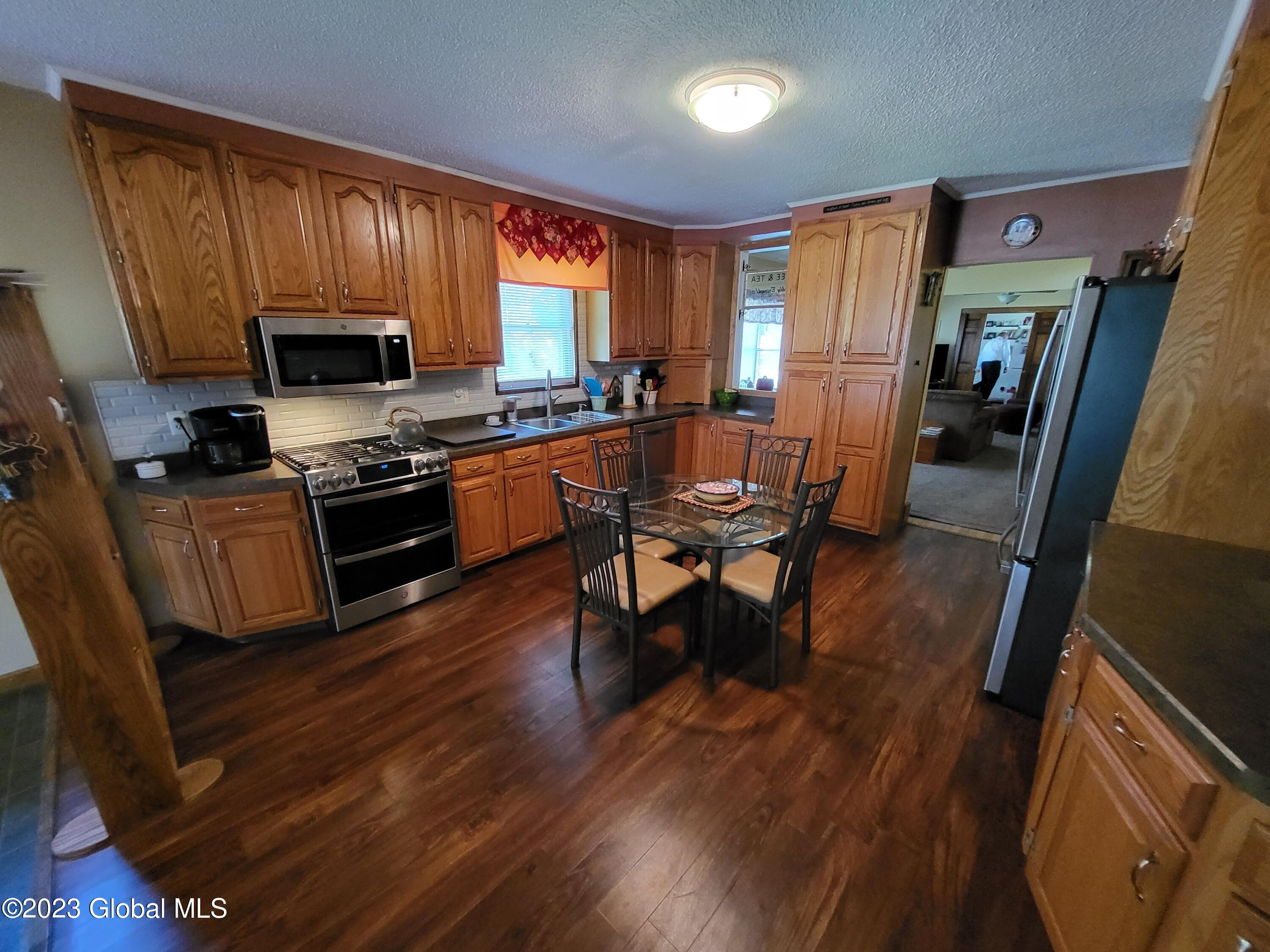 284 Watervliet Shaker Road Colonie, NY 12189 - Photo 30 of 50 20230905_102053