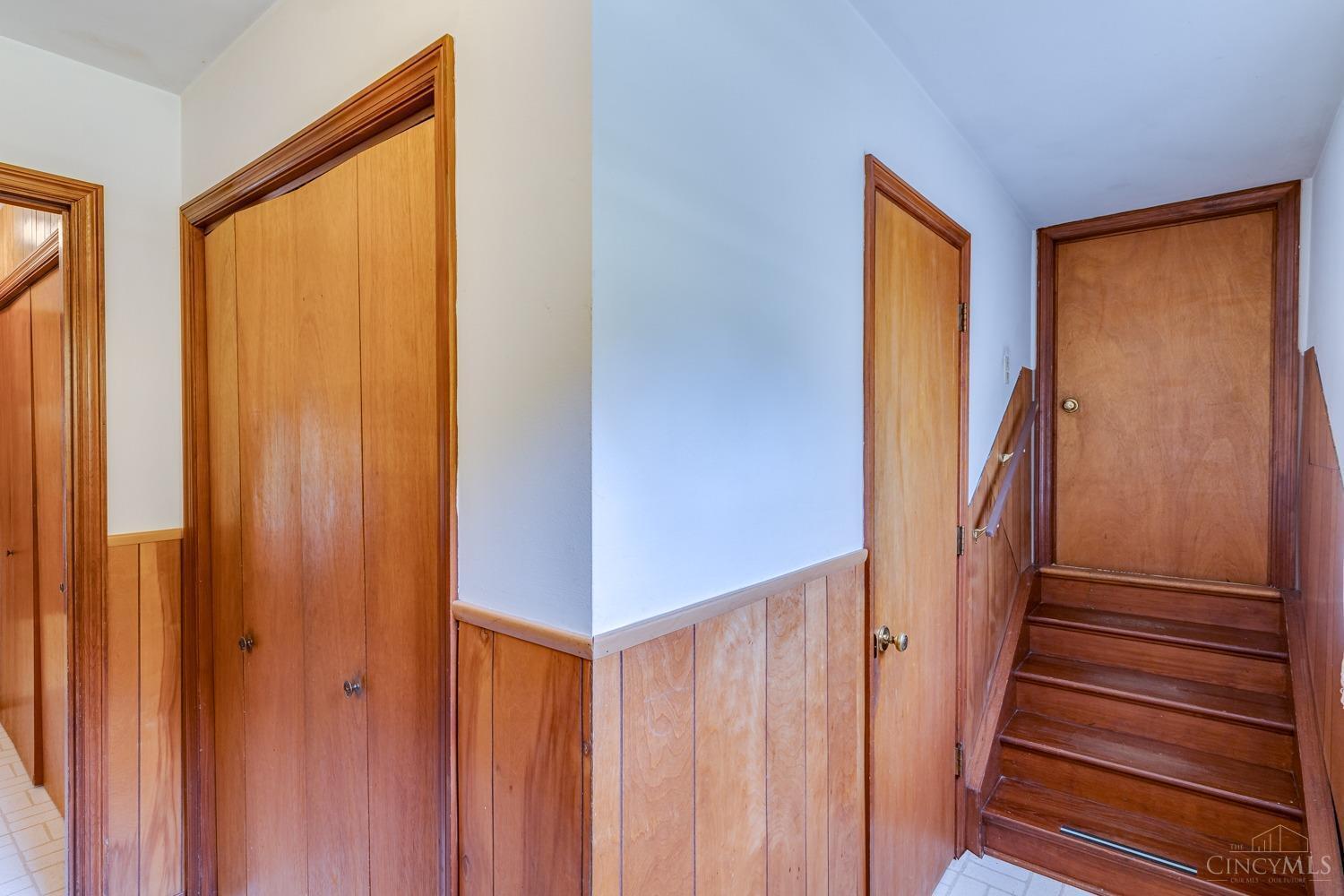 6975 Lawyer Road Cincinnati, OH 45244 - Photo 15 of 38 Gallery Image 15
