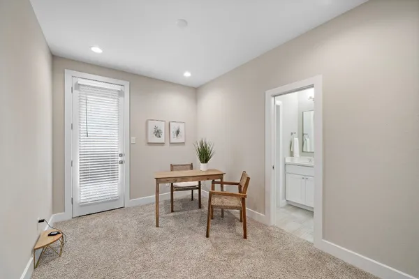 $2,299 | 2623 Huntington Creek Lane, Houston, TX 77093