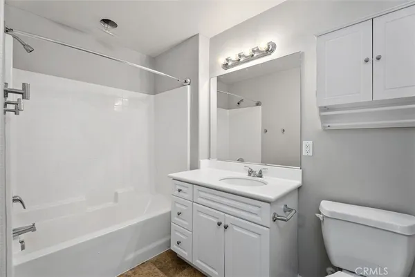 $1,250,000 | 117 Silverado, Irvine, CA 92618