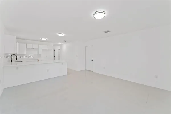 $3,500 | 1556 Northwest 68th Terrace, Miami, FL 33147