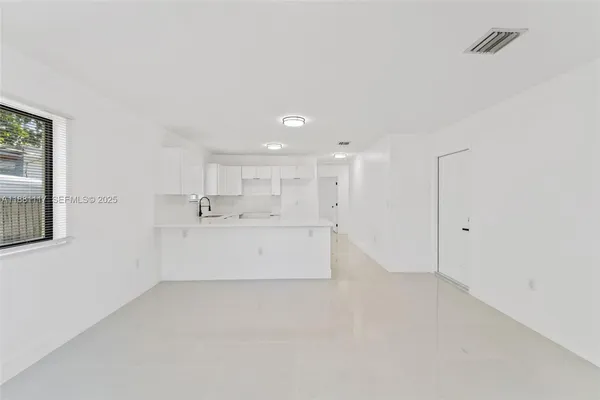 $3,500 | 1556 Northwest 68th Terrace, Miami, FL 33147